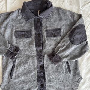 Free People Shacket: Oversized and slouchy fit